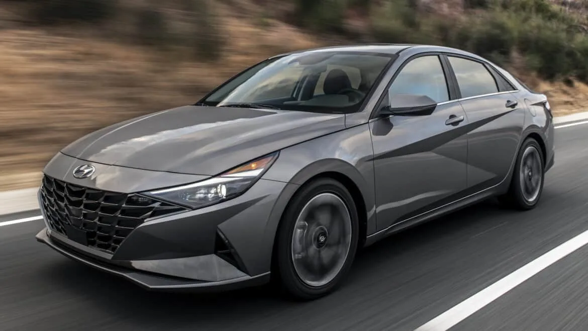 Hyundai Elantra 2021