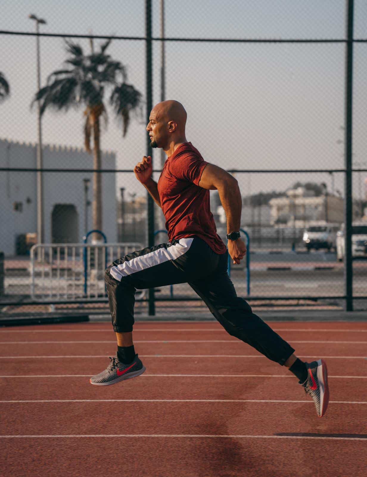 The nine-times winner of the National Decathlon gold medal, Atto Hamdy, has turned to business work for his post-athletic career.